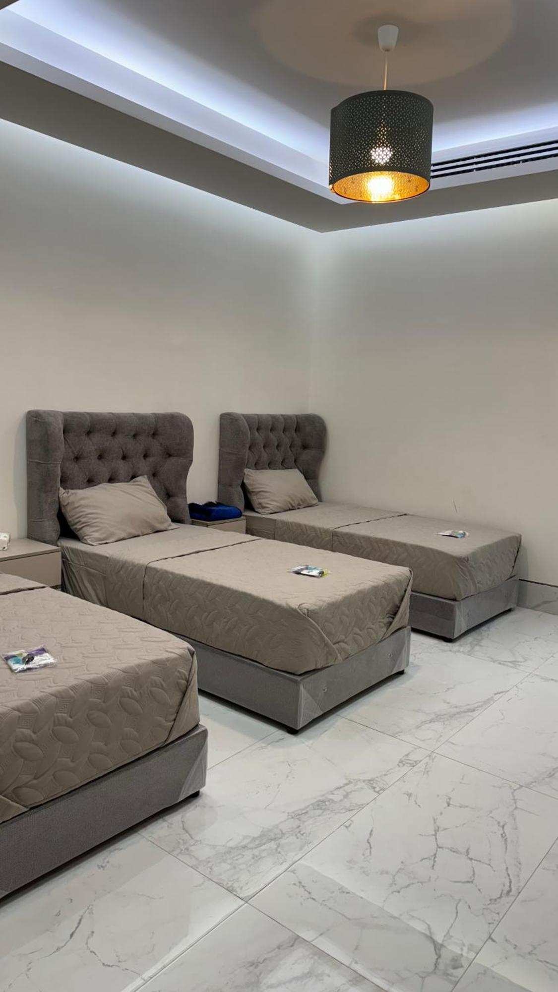 عصرية بمدخل خاص و مسبح Villa Riyad